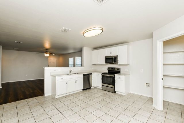 1132 Boxwood Drive, Crowley, TX 76036