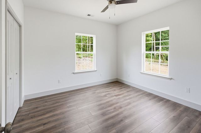 2602 S Dixie Hwy, Dalton, GA 30720