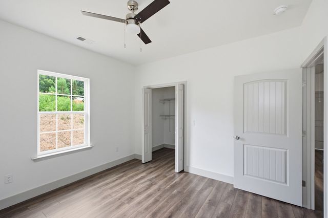 2602 S Dixie Hwy, Dalton, GA 30720