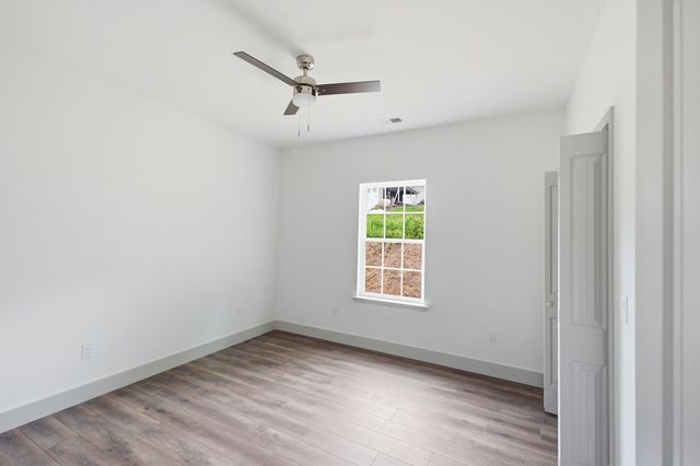 2602 S Dixie Hwy, Dalton, GA 30720