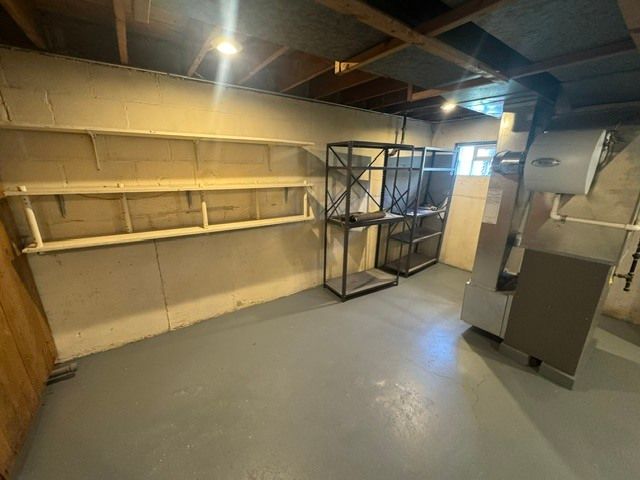 7042 Pershing Road, Berwyn, IL 60402