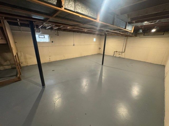 7042 Pershing Road, Berwyn, IL 60402