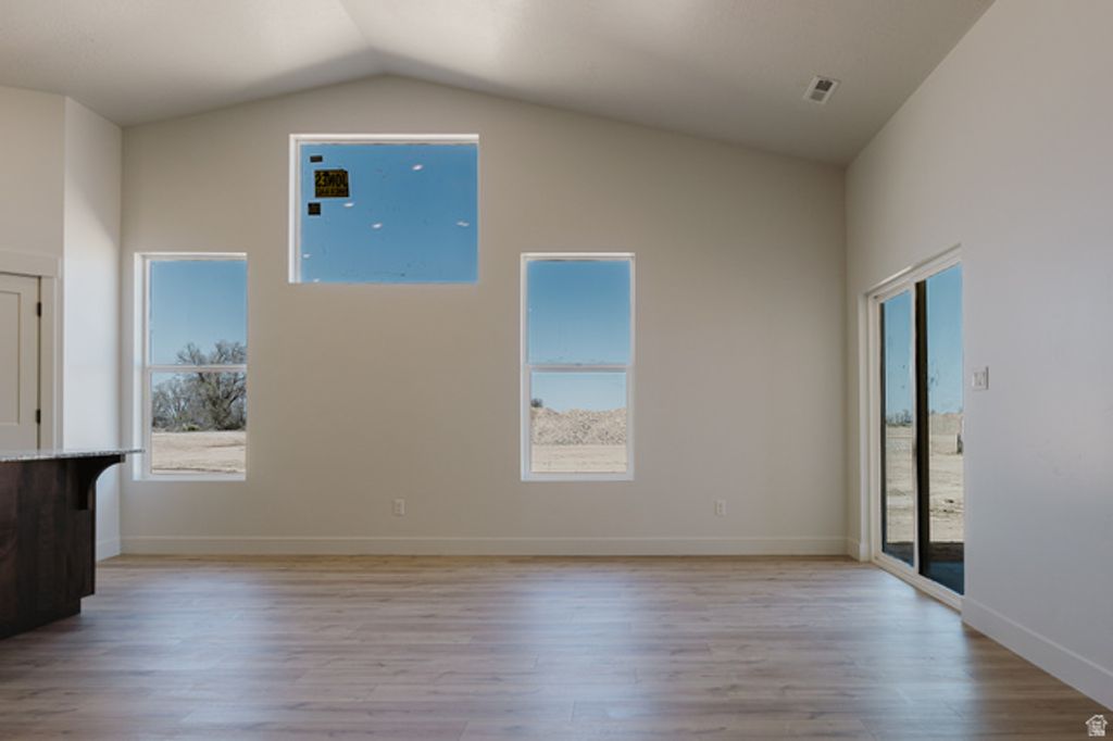 Image 11 of property listing at 1848 N GOLDEN EAGLE, Cedar City, UT 84721