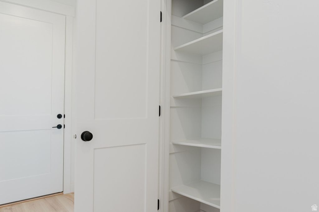 Image 4 of property listing at 1848 N GOLDEN EAGLE, Cedar City, UT 84721