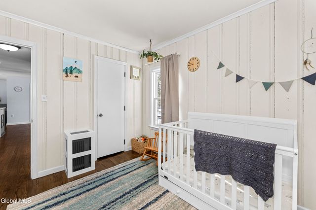 2240 Rosendale Road, Niskayuna, NY 12309