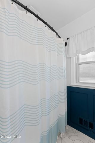 2240 Rosendale Road, Niskayuna, NY 12309