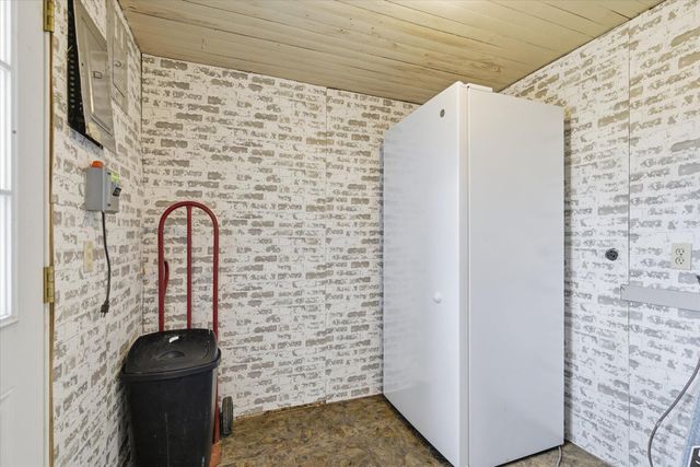 1105 Clouse Street, Mountain Grove, MO 65711