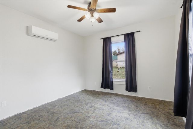 1105 Clouse Street, Mountain Grove, MO 65711