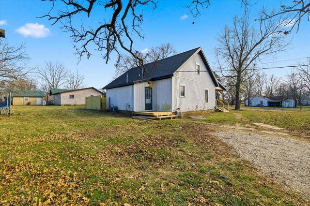 1105 Clouse Street, Mountain Grove, MO 65711