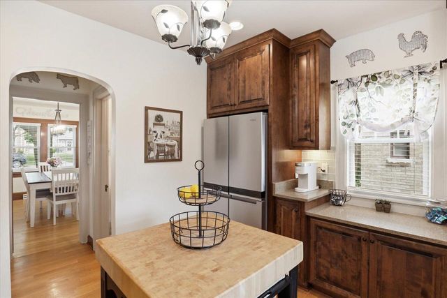 1011 Russet STREET, Racine, WI 53405