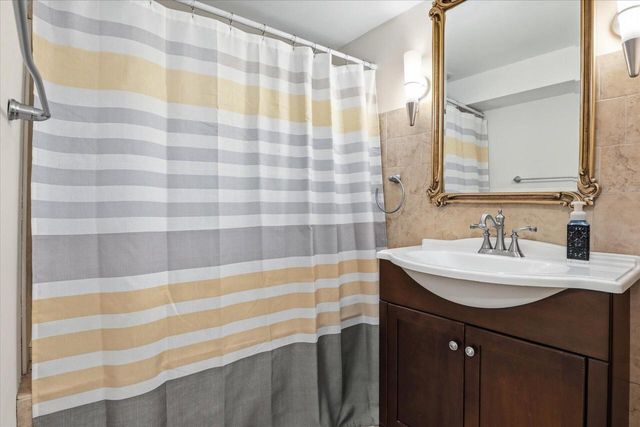 1011 Russet STREET, Racine, WI 53405