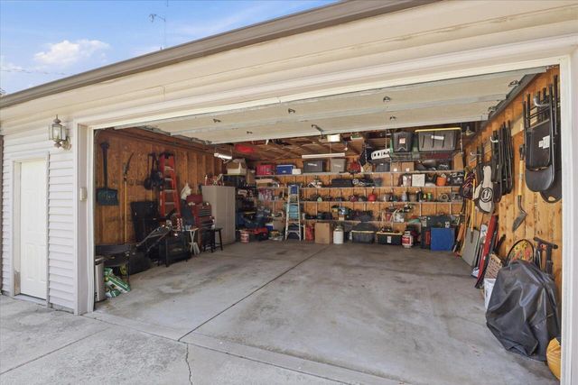 1011 Russet STREET, Racine, WI 53405