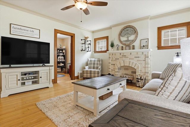 1011 Russet STREET, Racine, WI 53405
