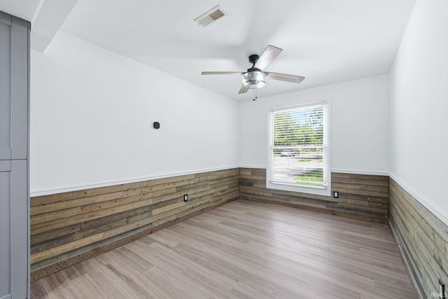 6609 Salge Drive, Fort Wayne, IN 46835