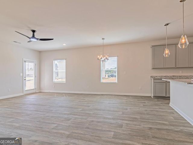 648 Encore Drive 84, Perry, GA 31069