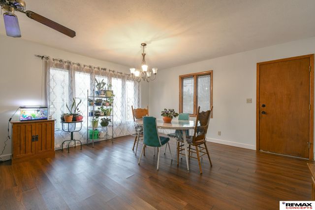 4221 N 11 Street, Lincoln, NE 68521