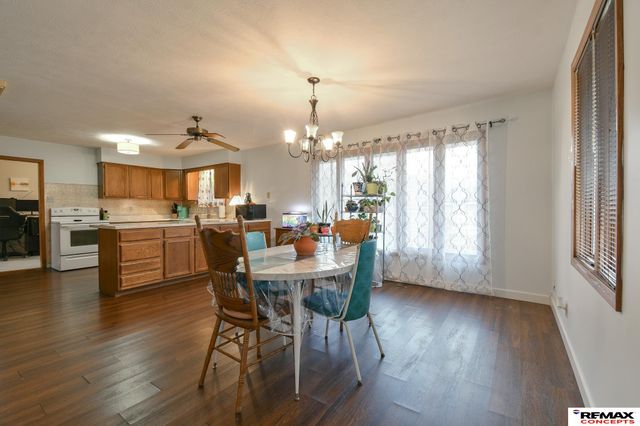 4221 N 11 Street, Lincoln, NE 68521