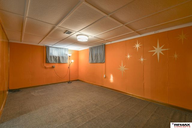 4221 N 11 Street, Lincoln, NE 68521