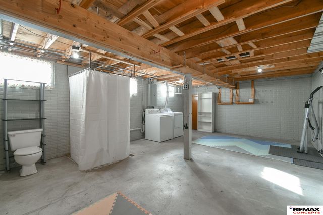 4221 N 11 Street, Lincoln, NE 68521