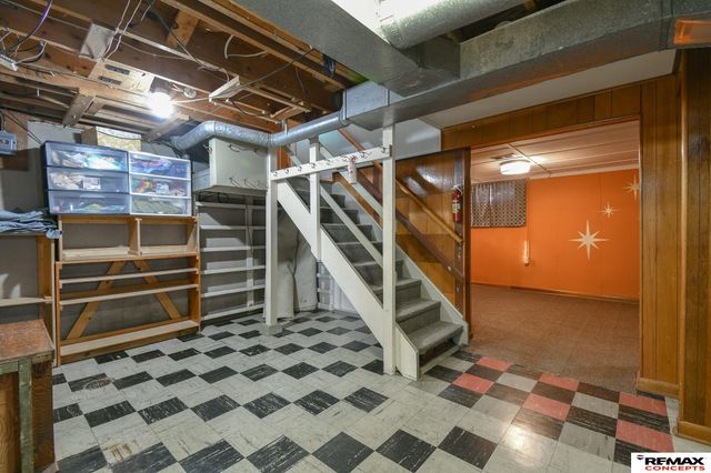 4221 N 11 Street, Lincoln, NE 68521