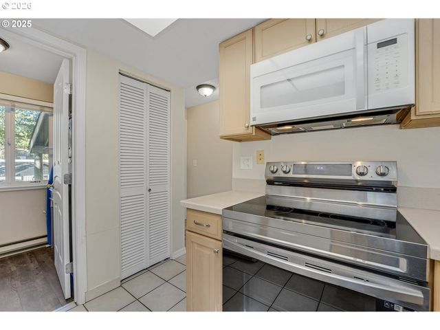 11656 Sw BOONES BEND Dr 11656, Beaverton, OR 97008