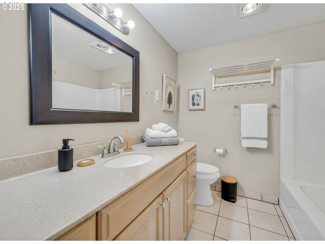 11656 Sw BOONES BEND Dr 11656, Beaverton, OR 97008