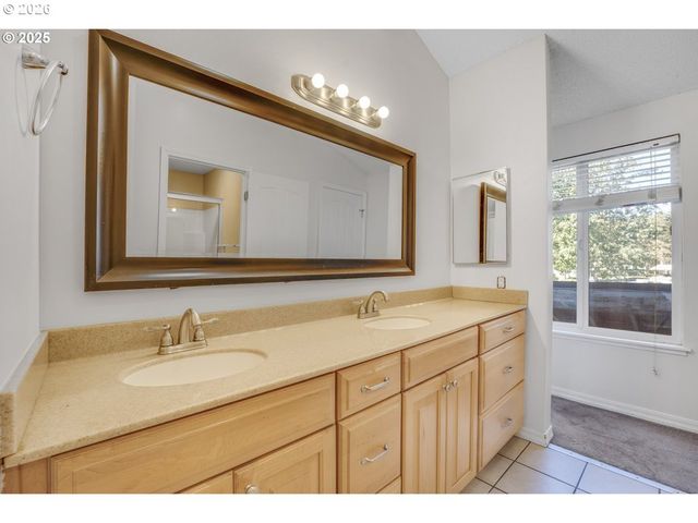 11656 Sw BOONES BEND Dr 11656, Beaverton, OR 97008