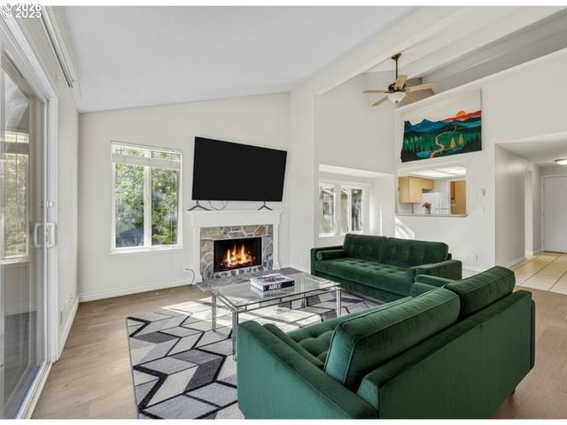 11656 Sw BOONES BEND Dr 11656, Beaverton, OR 97008