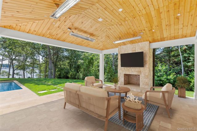 1775 Point Pleasant Road, Mattituck, NY 11952