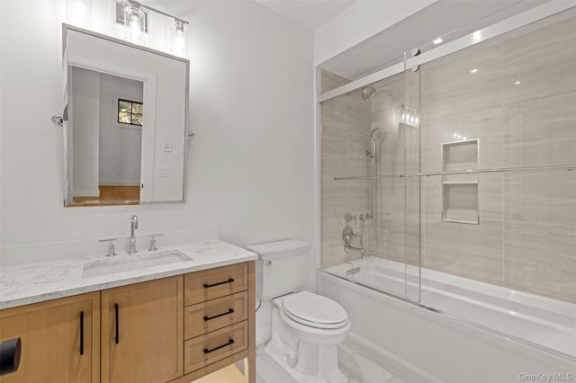 1775 Point Pleasant Road, Mattituck, NY 11952