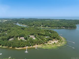 1775 Point Pleasant Road, Mattituck, NY 11952