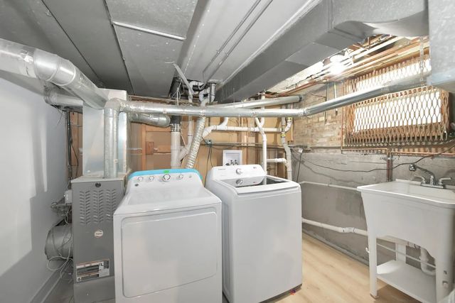 2735 N Mozart Street GARDEN, Chicago, IL 60647