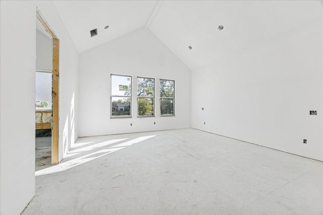 515 W 33rd Street, Houston, TX 77018