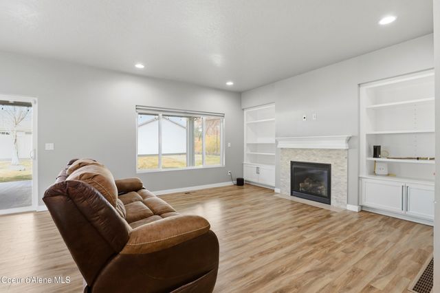 623 E Penrose AVE, Post Falls, ID 83854