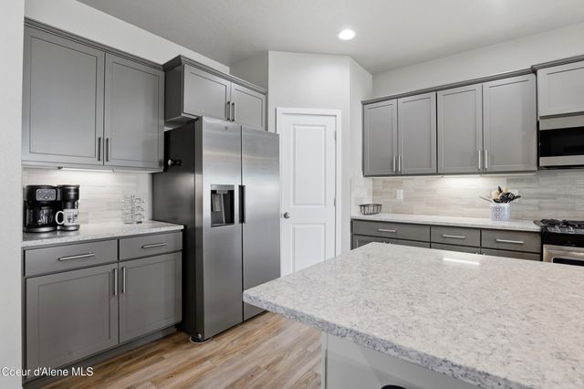 623 E Penrose AVE, Post Falls, ID 83854