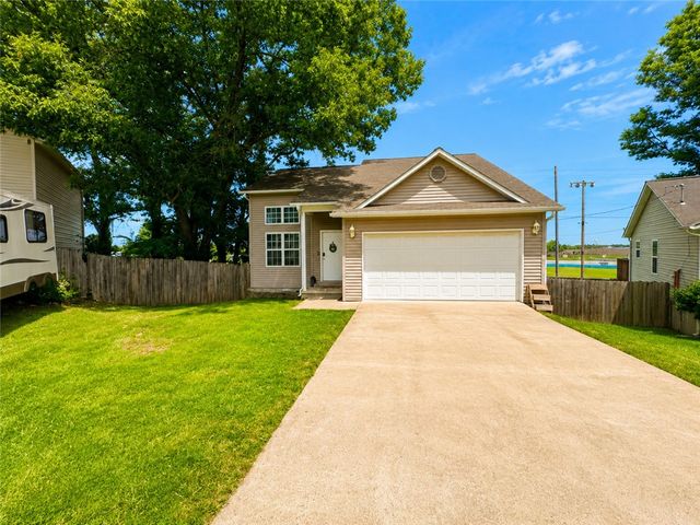 3601 Shields Drive, Harrison, AR 72601