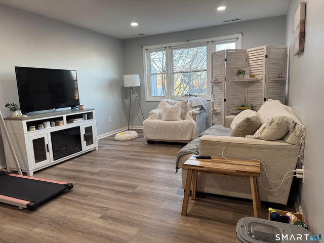 30 Stevens Street 109, Bridgeport, CT 06606