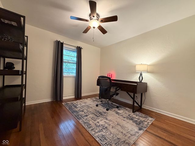1014 W North Street, Greenfield, IN 46140
