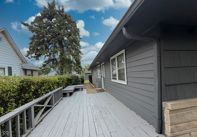 1014 W North Street, Greenfield, IN 46140