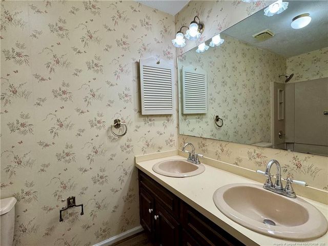 389 Conifer Drive, Fayetteville, NC 28314