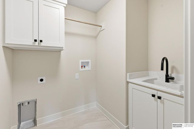 12610 S 79th Street, Papillion, NE 68046