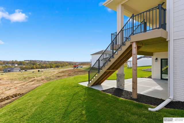 12610 S 79th Street, Papillion, NE 68046