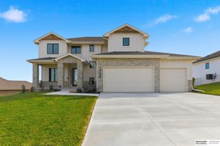 12610 S 79th Street, Papillion, NE 68046