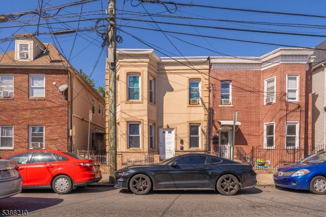 315 S 5Th St, Elizabeth City, NJ 07206