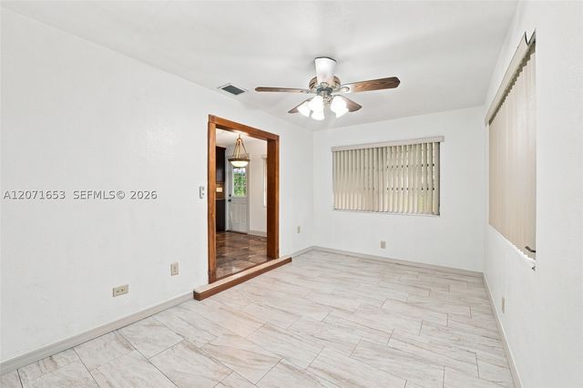 4305 NW 1 TER, Deerfield Beach, FL 33064
