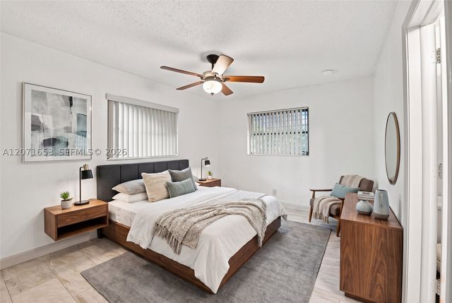 4305 NW 1 TER, Deerfield Beach, FL 33064