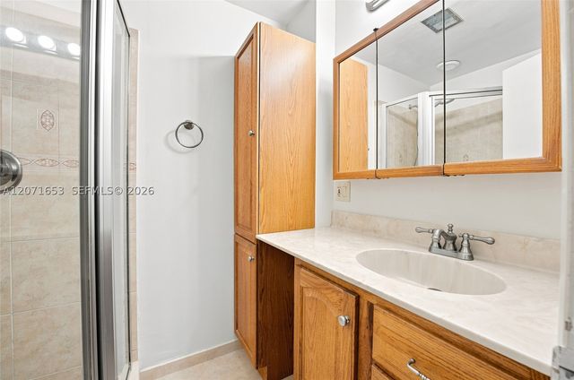 4305 NW 1 TER, Deerfield Beach, FL 33064