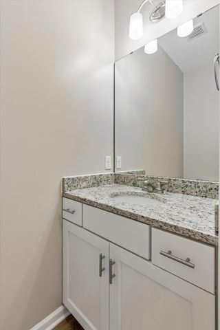 4147 Blakewood Drive, Shakopee, MN 55379