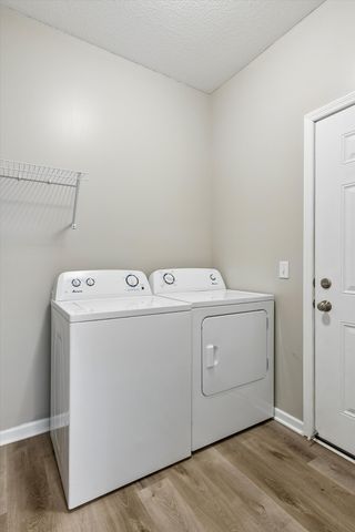 4147 Blakewood Drive, Shakopee, MN 55379