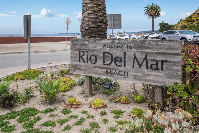 130 Hainline Road, Aptos, CA 95003